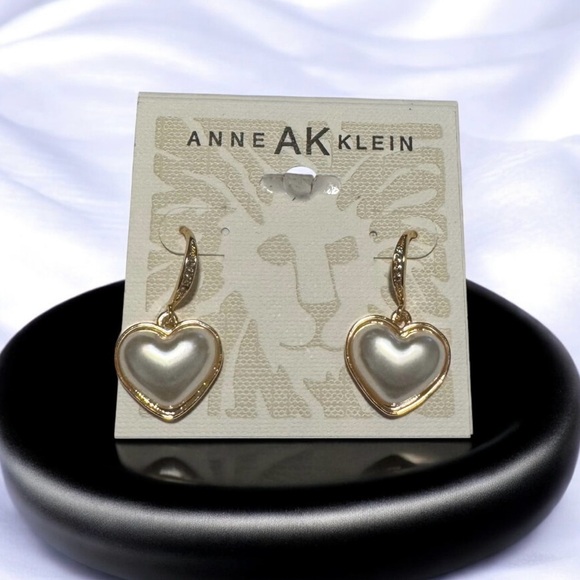 🆕Anne Klein Gold Heart Earrings - Picture 8 of 13